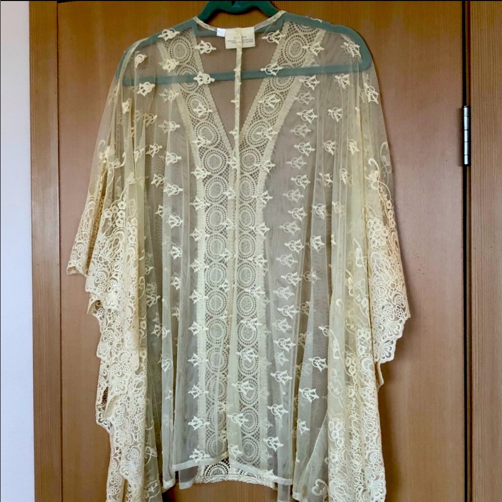 Lace cream colored overlay